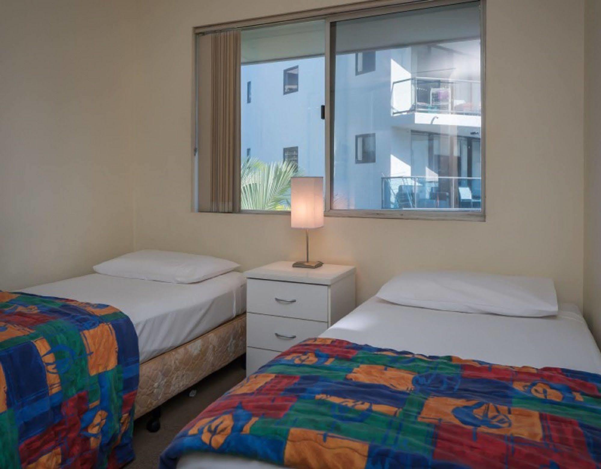 Surfers Tropique Holiday Apartments Gold Coast Exterior photo